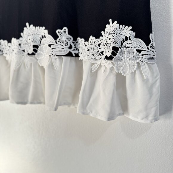 NWT INC International Concepts Tank Top Blouse XS Black White Ruffle Lace Floral - Picture 3 of 8